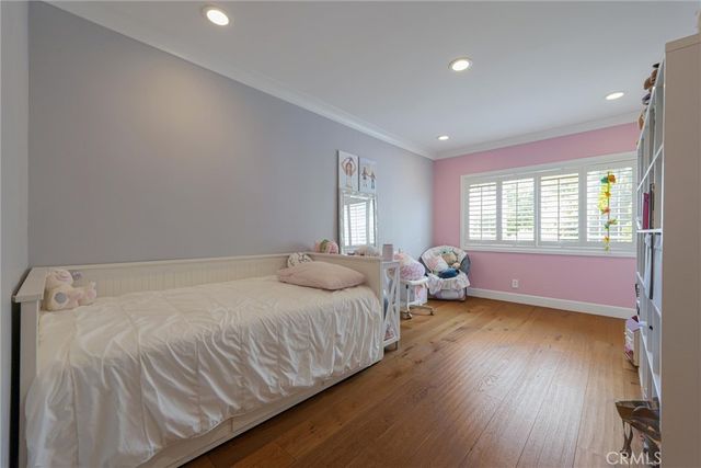 2528 N Orchard Drive, Burbank, CA 91504