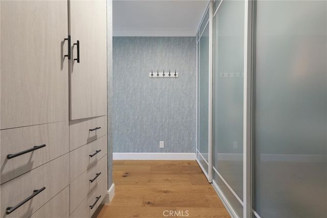 2528 N Orchard Drive, Burbank, CA 91504