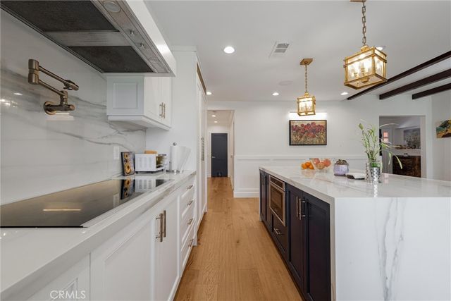 2528 N Orchard Drive, Burbank, CA 91504