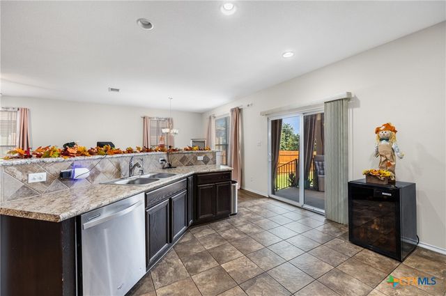 1070 Lonesome Oak Drive, Temple, TX 76502