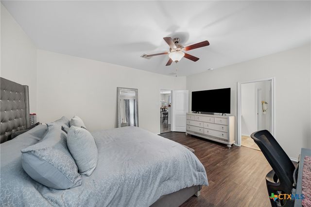 1070 Lonesome Oak Drive, Temple, TX 76502