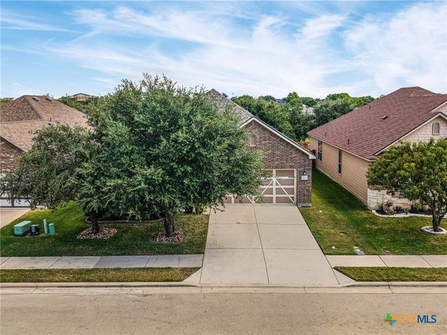 1070 Lonesome Oak Drive, Temple, TX 76502