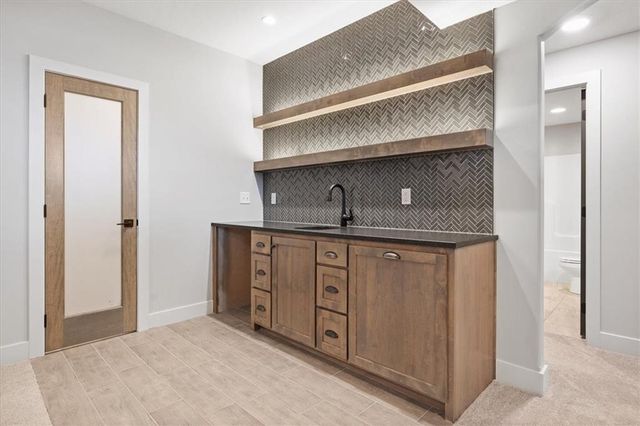 3222 SW Enoch Street, Lee's Summit, MO 64082