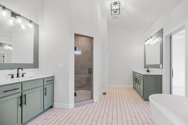 3222 SW Enoch Street, Lee's Summit, MO 64082