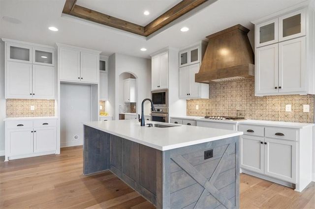 3222 SW Enoch Street, Lee's Summit, MO 64082