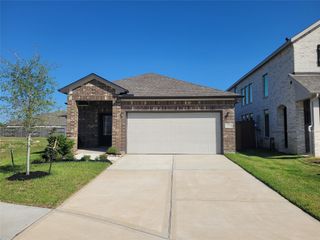 13114 Cobalt Cove Court, Texas City, TX 77568