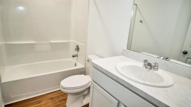 132 Pine Bend Court, Magnolia, TX 77354