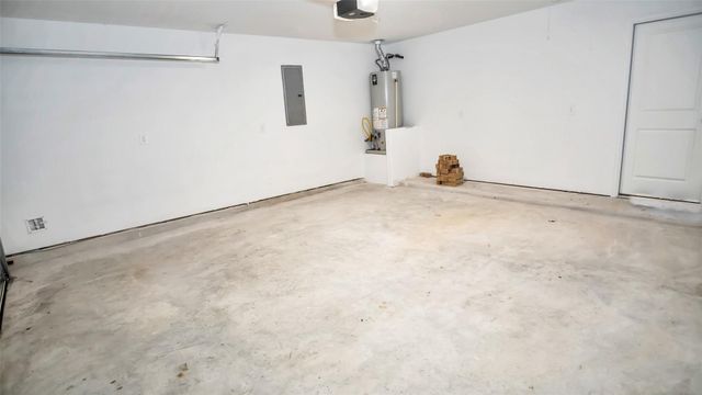 132 Pine Bend Court, Magnolia, TX 77354