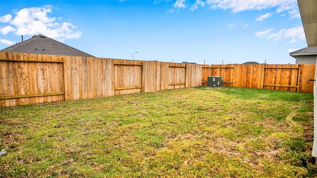 132 Pine Bend Court, Magnolia, TX 77354