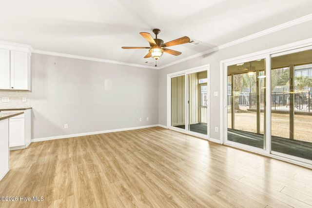 24 Boundaryline Drive NW Apt C, Calabash, NC 28467