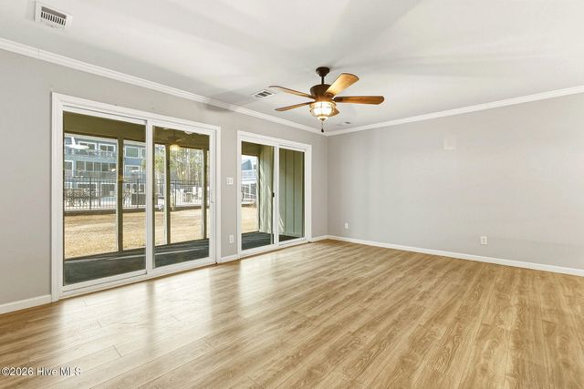 24 Boundaryline Drive NW Apt C, Calabash, NC 28467