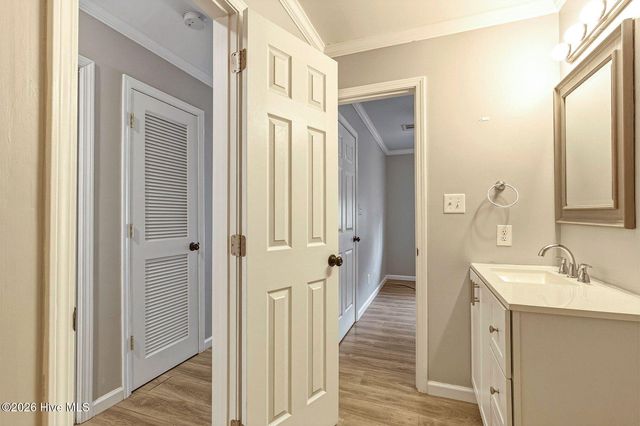 24 Boundaryline Drive NW Apt C, Calabash, NC 28467