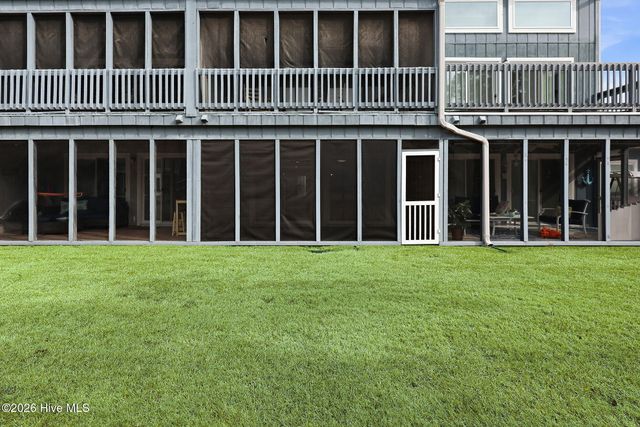 24 Boundaryline Drive NW Apt C, Calabash, NC 28467