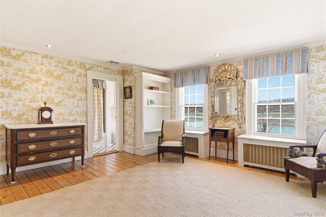80 Shore Road, Cold Spring Harbor, NY 11724