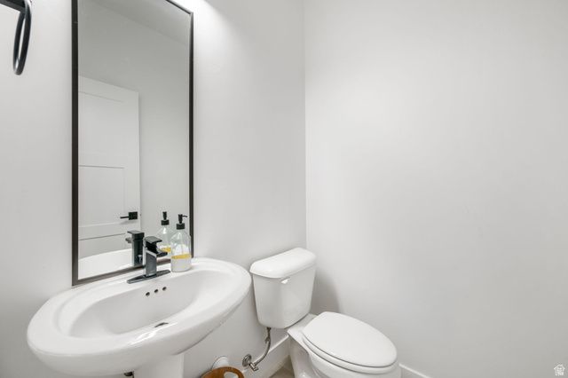 617 S MALORIE WAY, Ivins, UT 84738