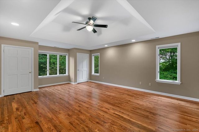1 Mountaincrest Drive, Cheshire, CT 06410