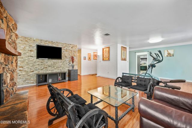 287 Church Street, Aberdeen, NJ 07747