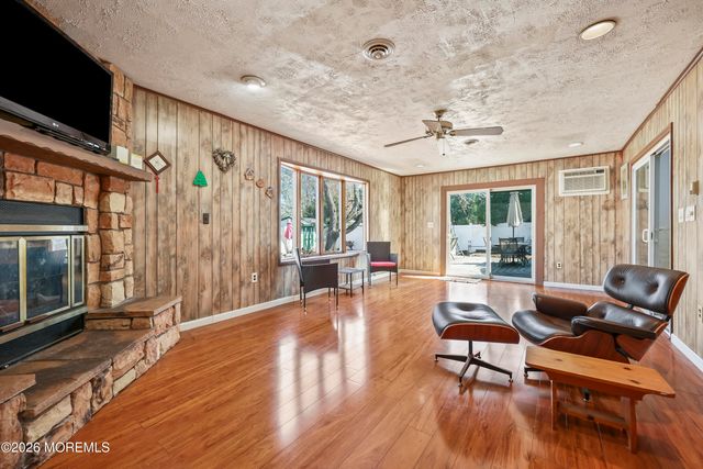 287 Church Street, Aberdeen, NJ 07747