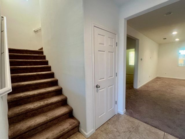 2959 N Stanley, Fresno, CA 93737