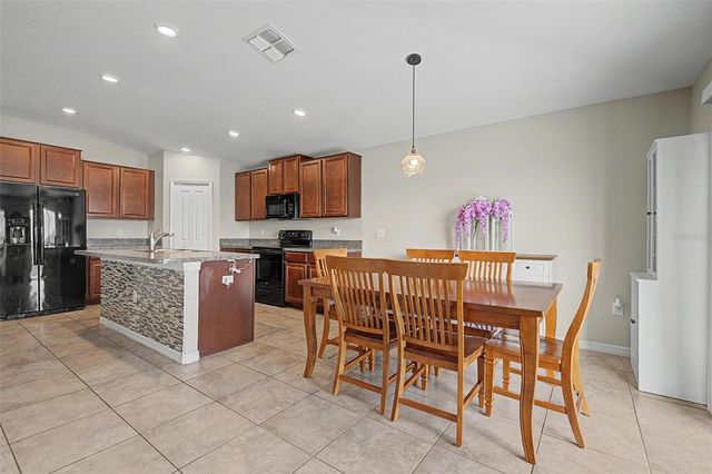 9625 SAGE CREEK DRIVE, Ruskin, FL 33573