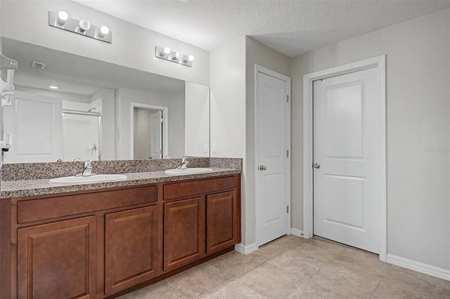 9625 SAGE CREEK DRIVE, Ruskin, FL 33573