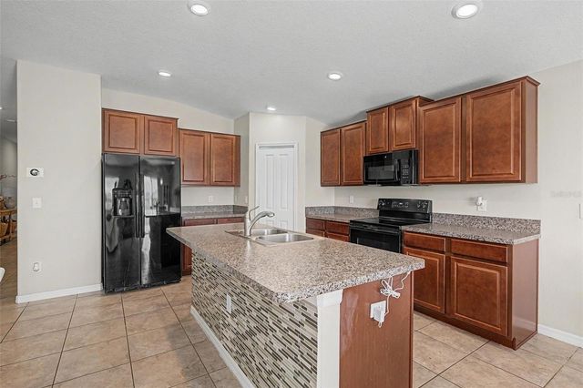 9625 SAGE CREEK DRIVE, Ruskin, FL 33573