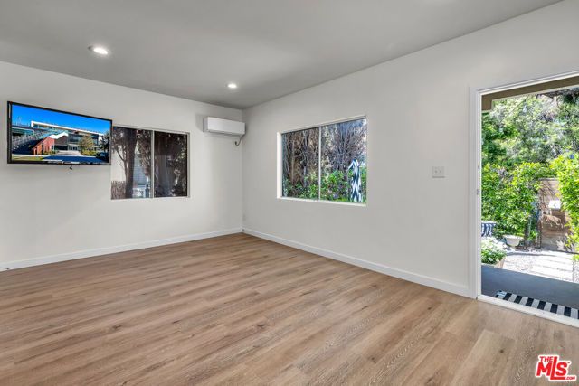 738 Westmount Drive, West Hollywood, CA 90069