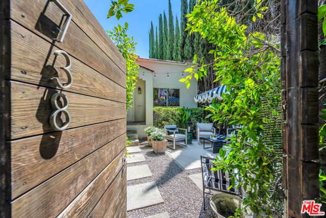 738 Westmount Drive, West Hollywood, CA 90069