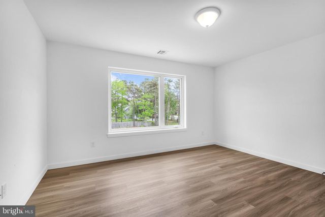 399 SOUTHERN BLVD, Bayville, NJ 08721