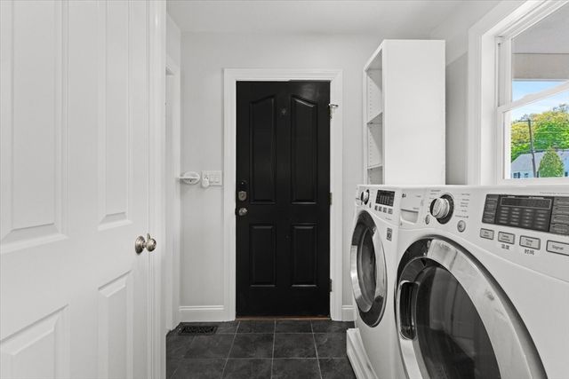 20 Pine Street, Natick, MA 01760