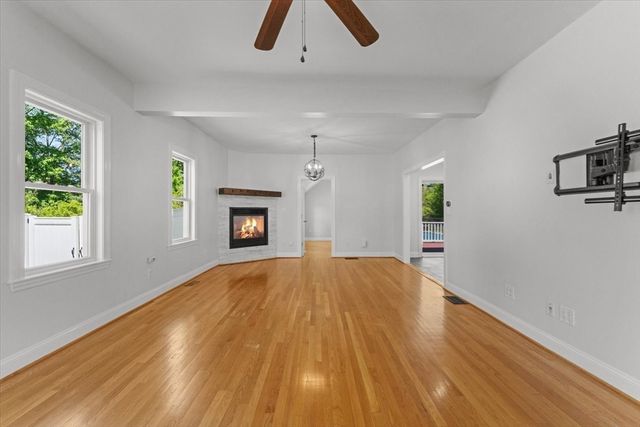 20 Pine Street, Natick, MA 01760
