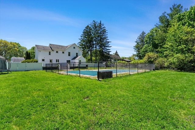 20 Pine Street, Natick, MA 01760