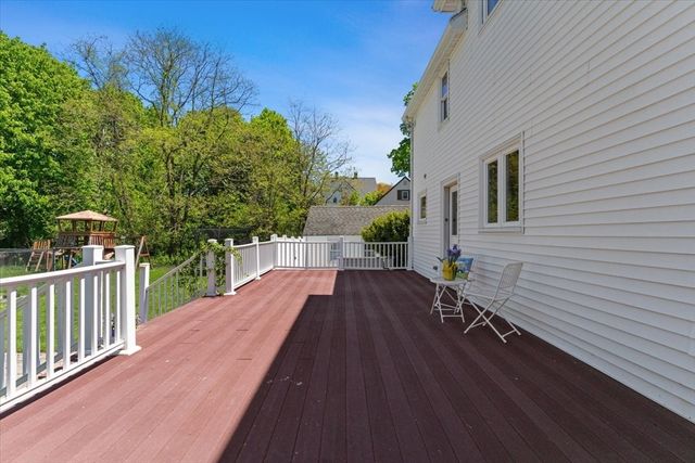 20 Pine Street, Natick, MA 01760
