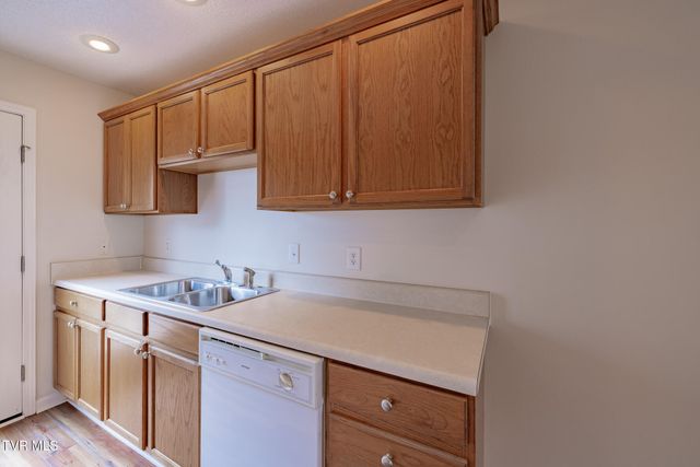 14 Province Drive, 14, Gray, TN 37615