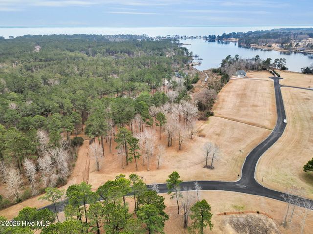 117 Southern Plantation Drive S, Oriental, NC 28571