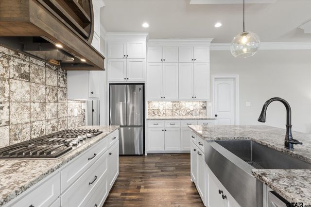 285 Heritage Way, Bullard, TX 75757