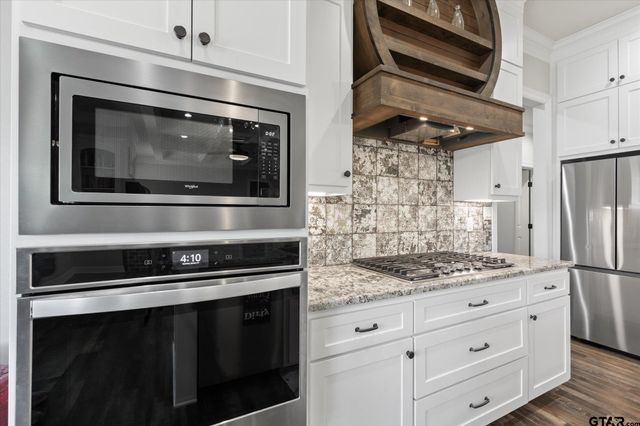 285 Heritage Way, Bullard, TX 75757