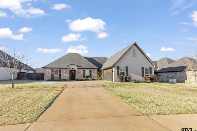 285 Heritage Way, Bullard, TX 75757