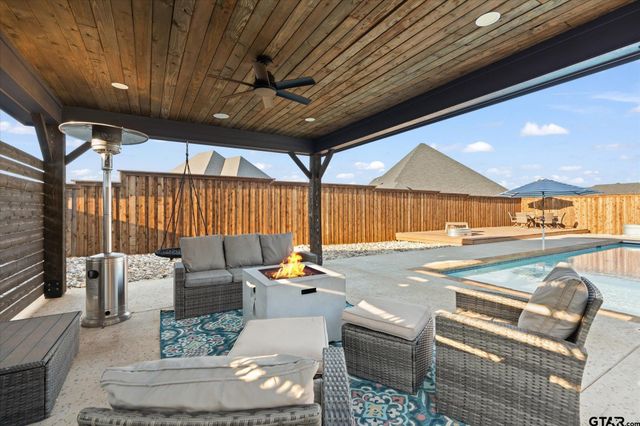 285 Heritage Way, Bullard, TX 75757