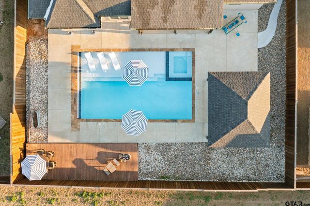 285 Heritage Way, Bullard, TX 75757