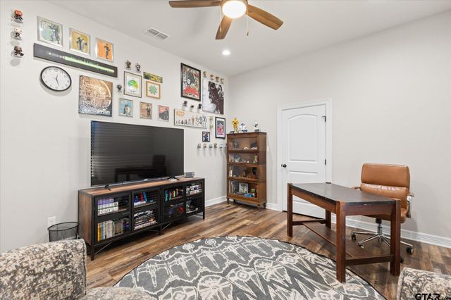 285 Heritage Way, Bullard, TX 75757