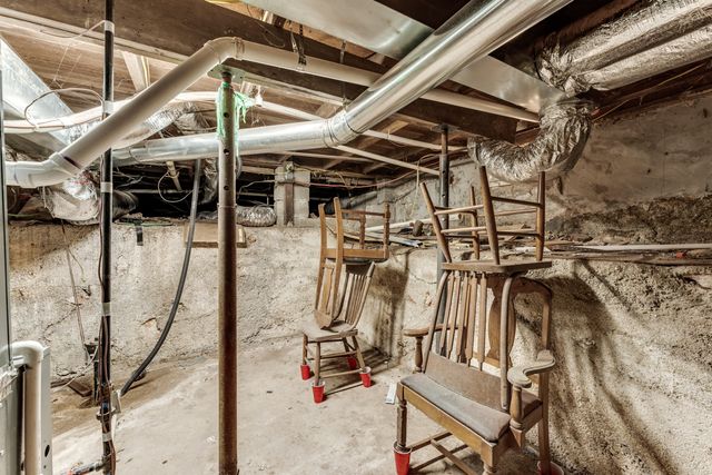 314 Jasper Street, Aurora, MO 65605