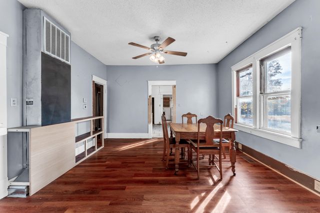 314 Jasper Street, Aurora, MO 65605