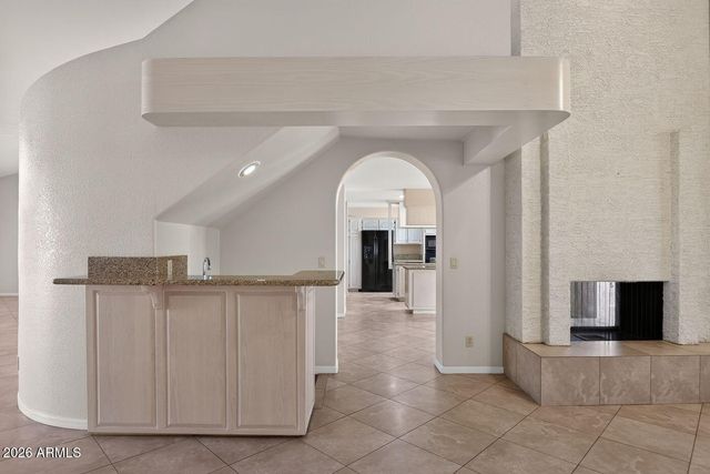 6091 W ROSE GARDEN Lane, Glendale, AZ 85308