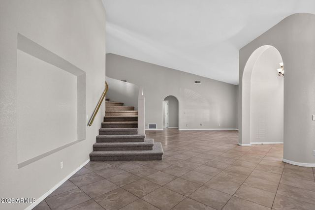 6091 W ROSE GARDEN Lane, Glendale, AZ 85308