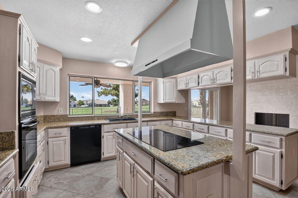 6091 W ROSE GARDEN Lane, Glendale, AZ 85308 — photo 4