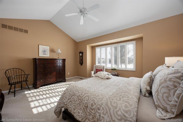 2243 Twin Islands Court, Ann Arbor, MI 48108