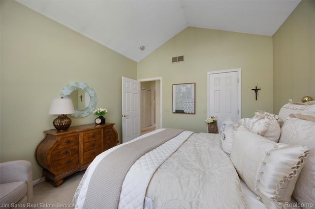 2243 Twin Islands Court, Ann Arbor, MI 48108