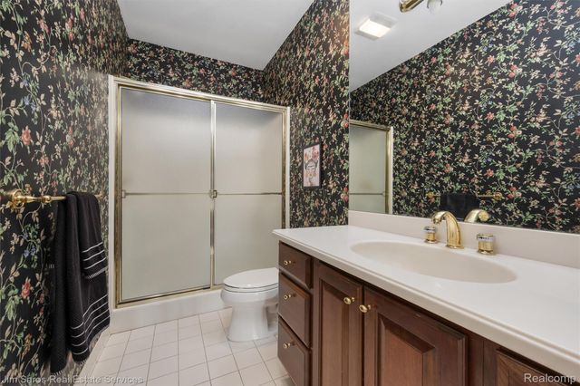 2243 Twin Islands Court, Ann Arbor, MI 48108