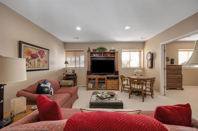 2243 Twin Islands Court, Ann Arbor, MI 48108